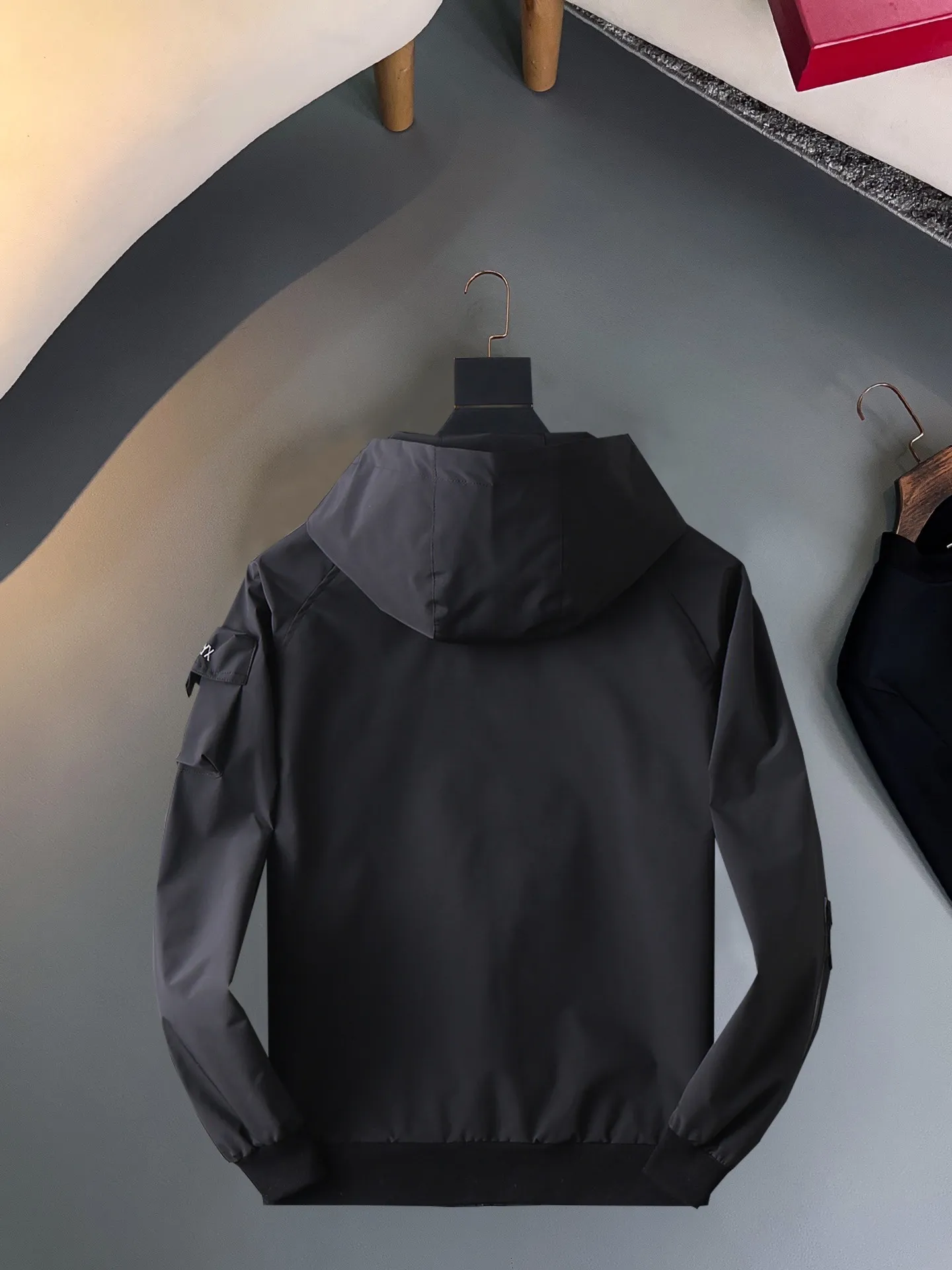 Same Style， ， 2026 New Arrival ， Original Premium Breathable ， ， ， Quality。 ， Sizes：M～3XL